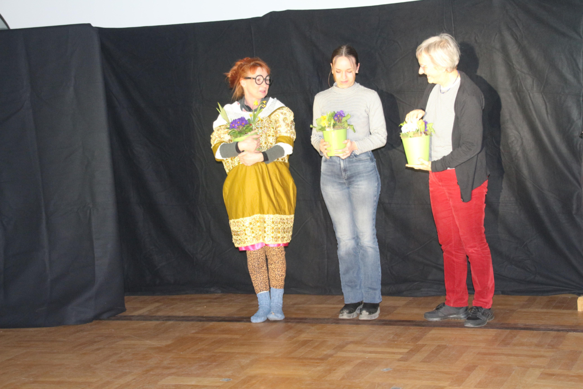 Komisches Theater zum Frauentag