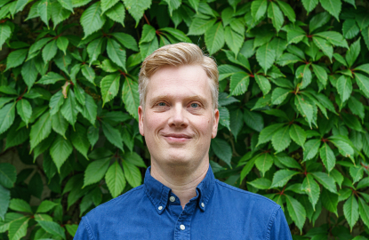 Portrait Prof. Dr. Bertram Schirr 